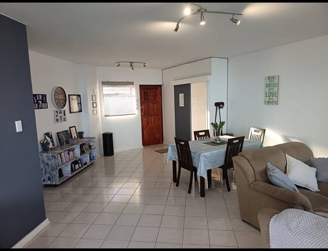 2 BEDROOM FLAT RENTED IN MORNINGSIDE